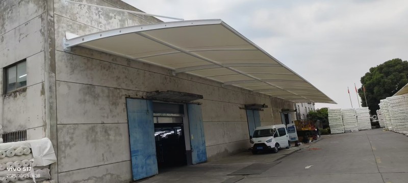 如何选择建邺区遮阳篷公司？膜结构车棚行业现状与优质公司推荐-1
